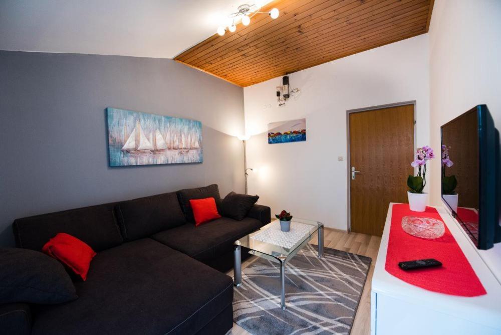 Apartments Care Donji Okrug  Exteriör bild